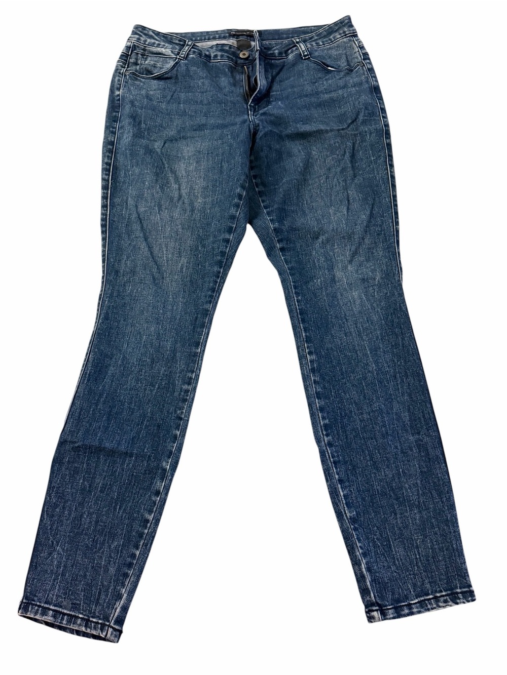 Fashion to Figure Dark Wash Tapered Jeans Size 12